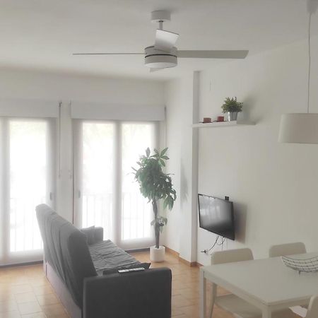 엠푸리아브라바 Apartamento Renovado, Luminoso, A 300M De La Playa 아파트 외부 사진