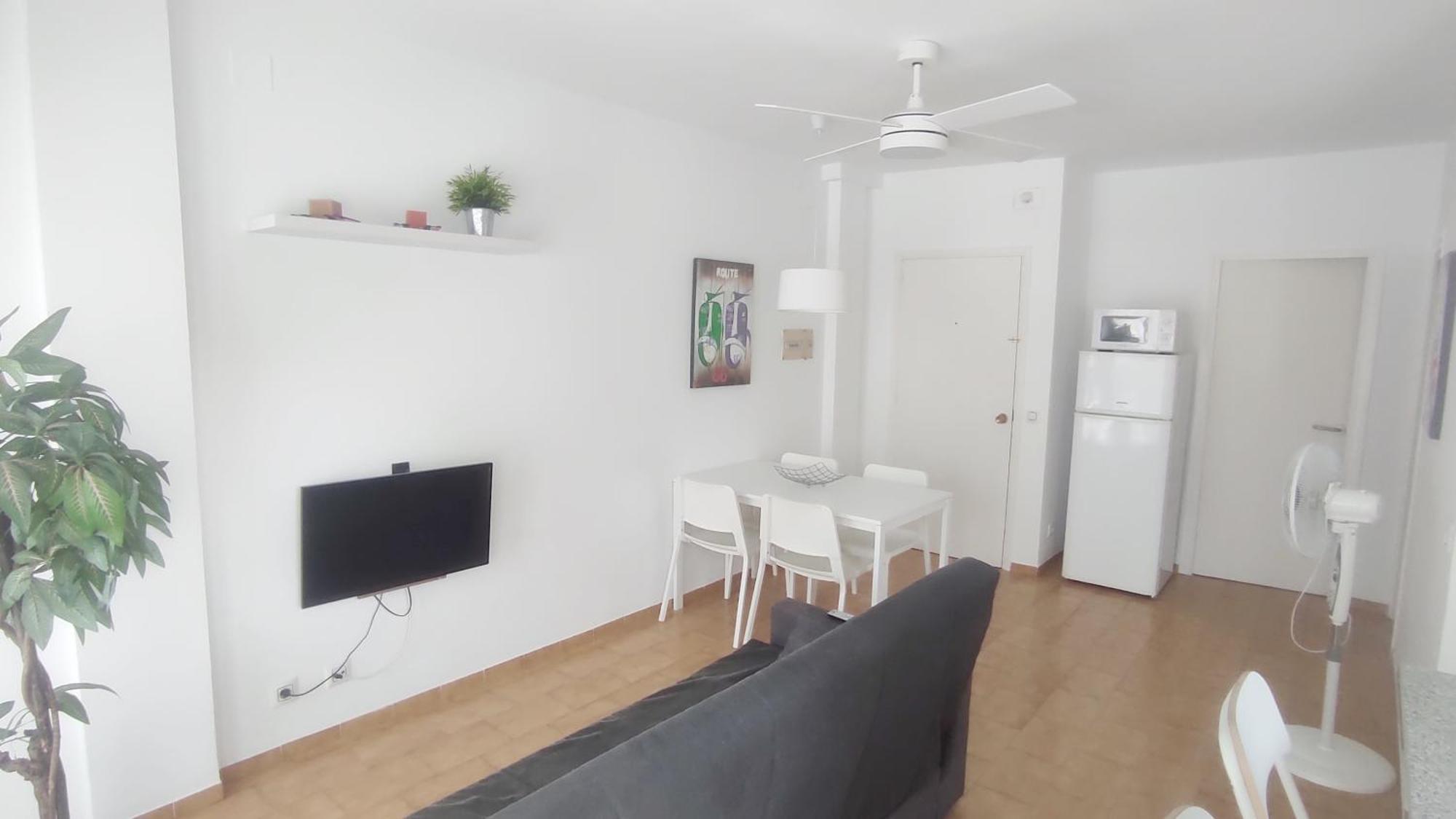 엠푸리아브라바 Apartamento Renovado, Luminoso, A 300M De La Playa 아파트 외부 사진