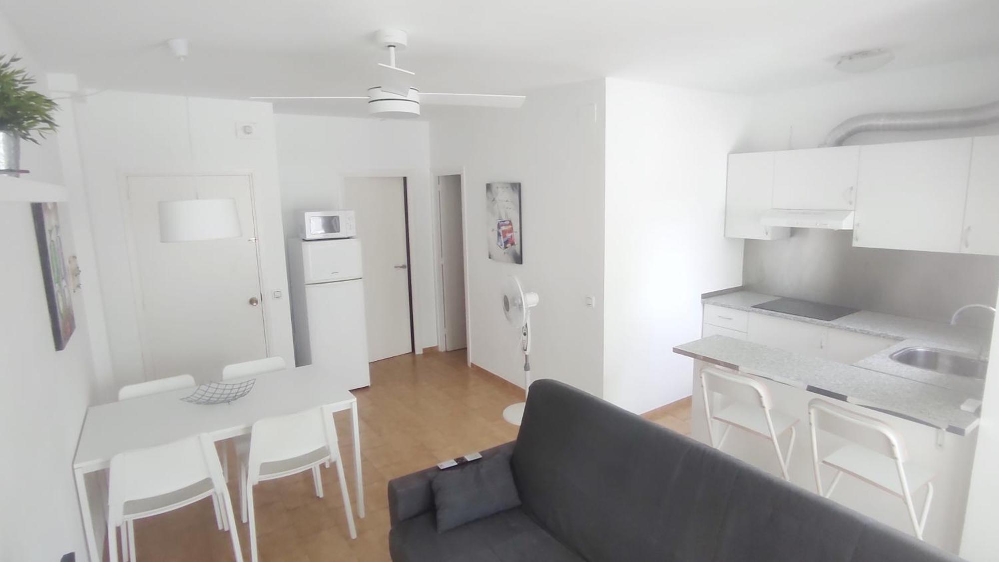 엠푸리아브라바 Apartamento Renovado, Luminoso, A 300M De La Playa 아파트 외부 사진