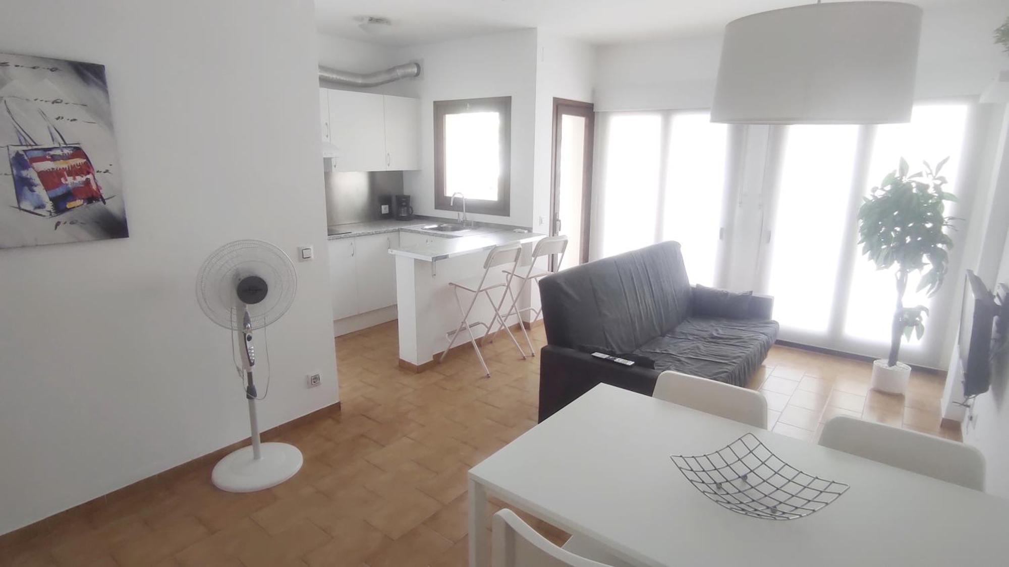 엠푸리아브라바 Apartamento Renovado, Luminoso, A 300M De La Playa 아파트 외부 사진